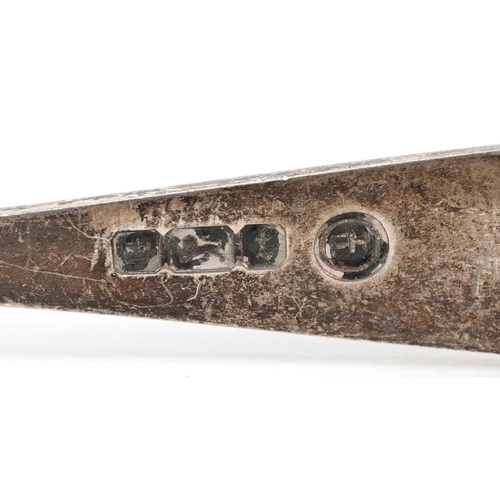 198 - Three pairs of Victorian and later silver sugar tongs, the largest 9cm in length, total 47.5g.