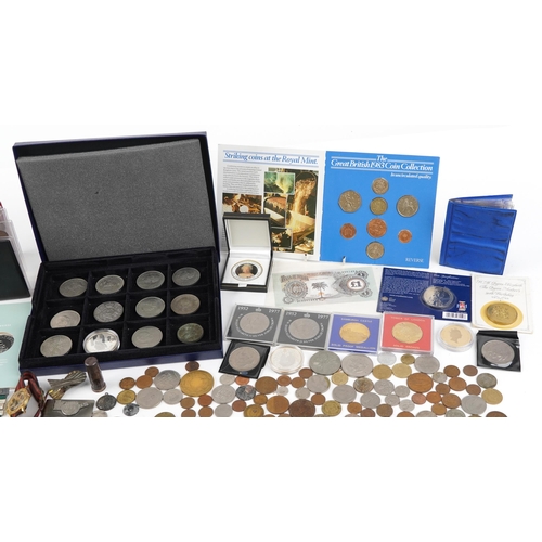 1486 - A mixed lot of British and world 19th century and later coinage to include 2006 Jersey silver proof ... 