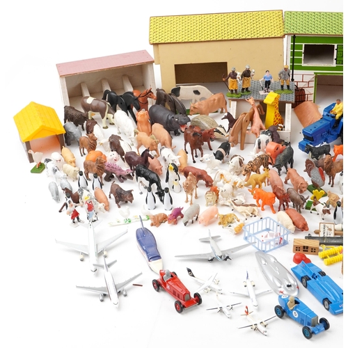 552 - A large collection of vintage and later children's toys including Bayko construction blocks, ET figu... 