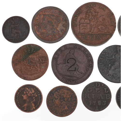 1452 - 18th and 19th century coins and tokens to include a 1793 Inverness half penny, a USA 1848 large cent... 