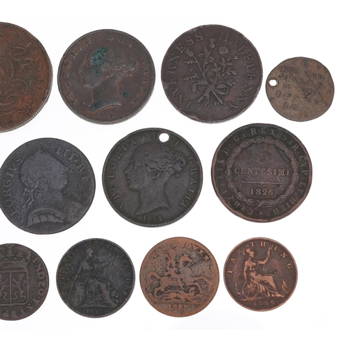 1452 - 18th and 19th century coins and tokens to include a 1793 Inverness half penny, a USA 1848 large cent... 