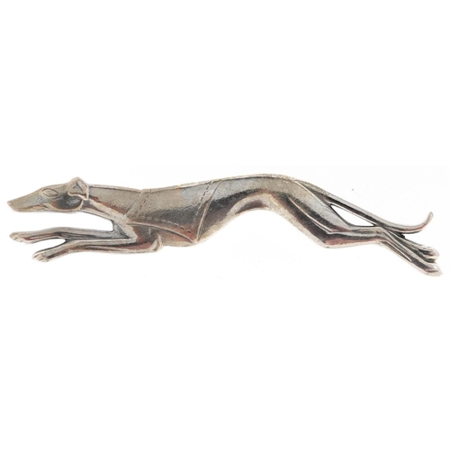 615 - A sterling silver brooch in the form of a Greyhound, 6.5cm wide, 8.3g.