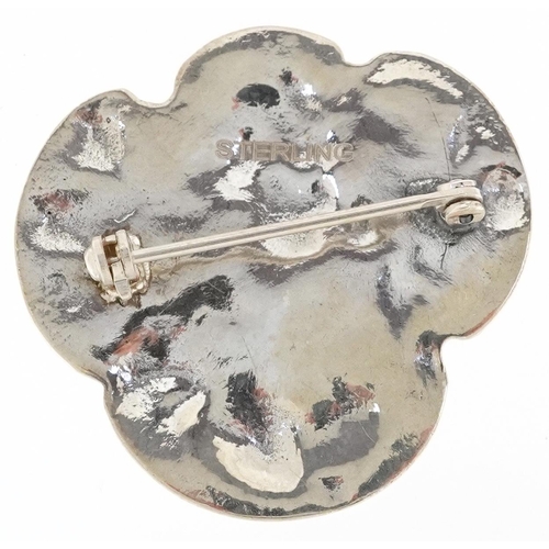 471 - An Art Nouveau style sterling silver maiden head brooch, 3.2cm wide, 10.7g.