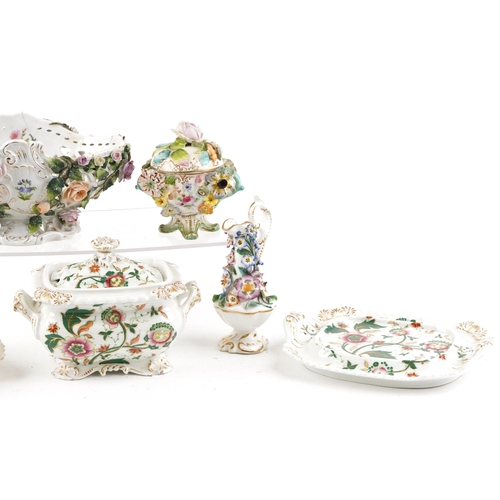 419 - A small group of late 19th/early 20th century continental porcelain items to include a centrepiece b... 