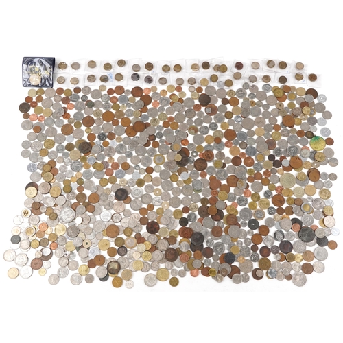 1497 - A quantity of 19th century and later British and world coinage.