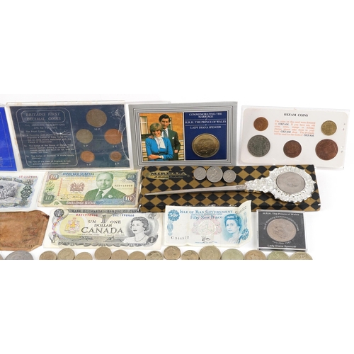 1495 - A quantity of 19th century and later British and world coinage and vintage banknotes including a Ken... 