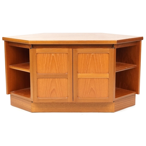 1040 - A late 20th century teak side cabinet by Nathan Furniture, 52cm H x  99cm W x 48cm.