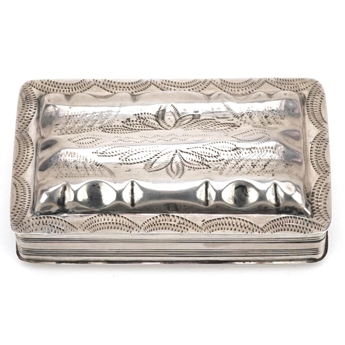 43 - A Dutch silver rectangular box with hinged lid, 6.5cm wide, 32.5g.