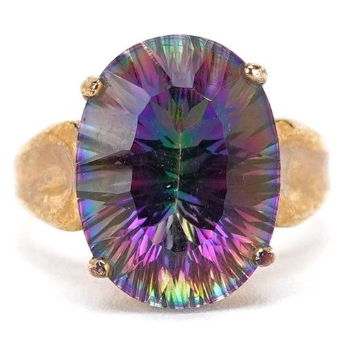 A 9ct gold rainbow quartz solitaire ring, size N, 5.0g.