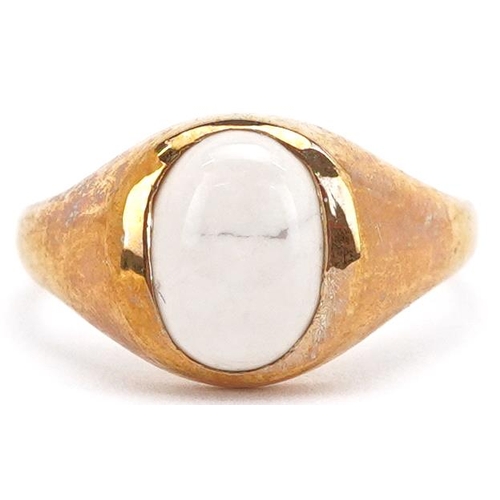 2387 - A 9ct gold cabochon opal ring, size N, 3.5g.