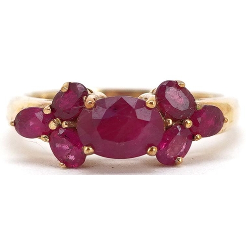 2203 - A 9ct gold ruby and pink spinel cluster ring, size N, 2.8g.