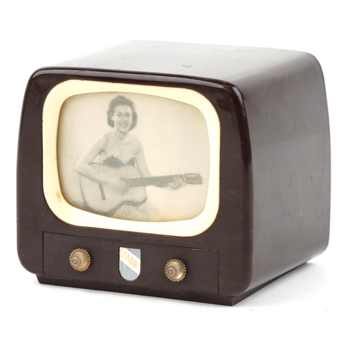 1253 - Mid 20th century Bakelite novelty musical television set, 11cm wide.