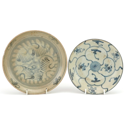 181 - Two Chinese Tek Sing blue and white pottery bowls, 19th century, the largest 18cm in diameter.