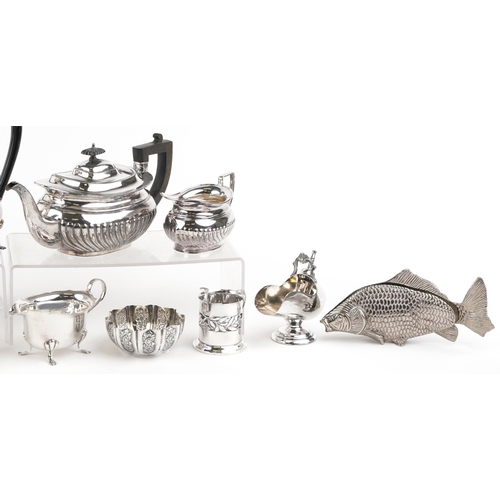 1315 - A small collection of silver and plated items including three piece tea set, a tazza, a pair of salt... 