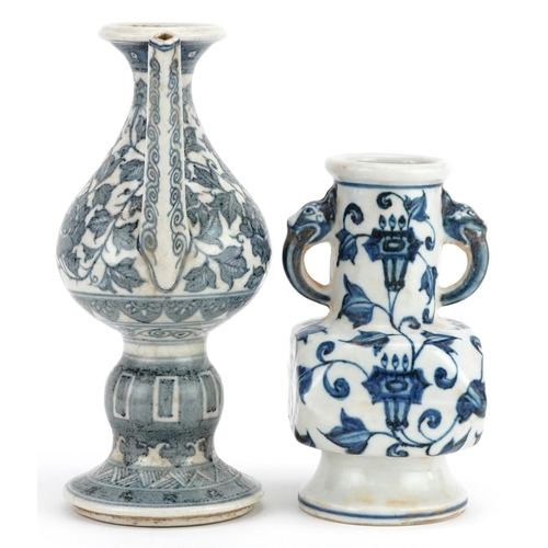 1216 - A Chinese porcelain blue and white ewer hand painted with foliage together with a 20th century Chine... 