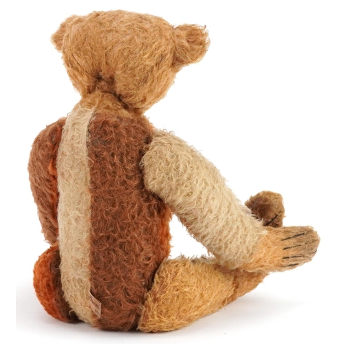 1319 - A Vintage Tonni Bears teddy bear with jointed limbs by Marjan Jorritsma, 36cm high.