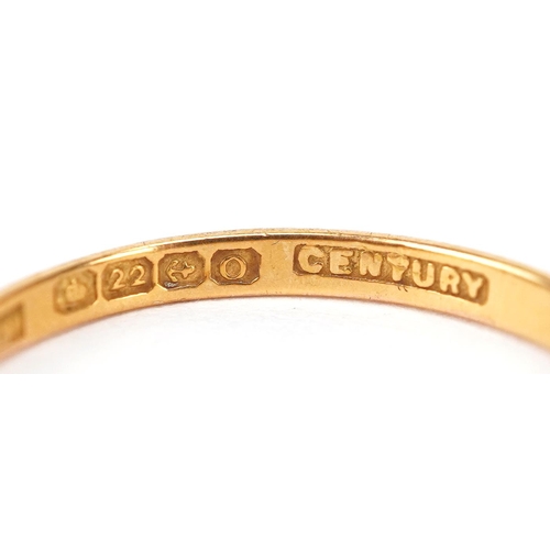 3065 - A 22ct gold wedding band, size Q, 1.5g.