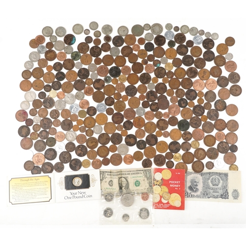 2213 - A quantity of 19th century and later British and world coinage including silver examples, weight of ... 