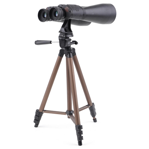 1003 - A pair of Skymaster Celestron 25 x 70 binoculars and tripod.