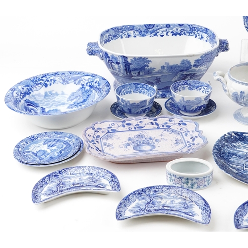 1235 - A mixed group of 20th century blue and white transfer printed pottery items including Copeland and S... 