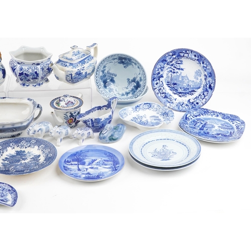 1235 - A mixed group of 20th century blue and white transfer printed pottery items including Copeland and S... 