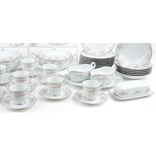 496 - An extensive Noritake Veranda porcelain dinner service.