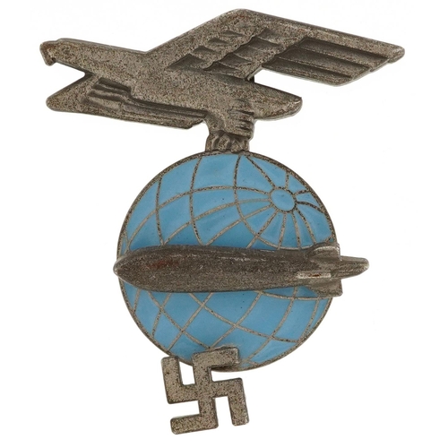 2464 - A German military interest zeppelin officers style badge.