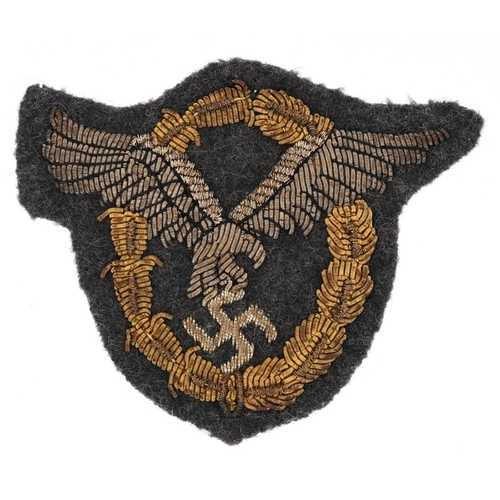 2462 - A German military interest World War I Luftwaffe pilot's/observers bullion qualification badge.