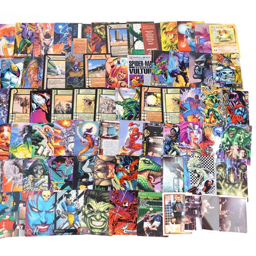 1324 - A collection of vintage and later Marvel trade cards and a Japanese holographic Pokémon card.