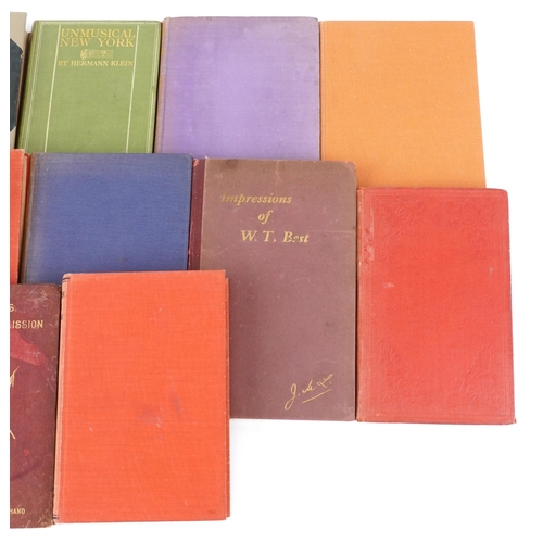 2343 - A collection of various early 20th century books including Christopher Stone Speaking, The Queen's C... 