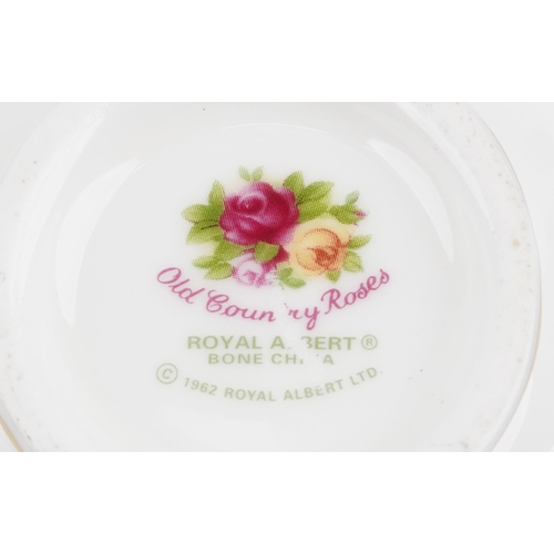 460 - A large collection of Royal Albert Old Country Roses tea/coffee and dinnerware including teapots, co... 