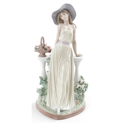 476 - A Lladro figurine - Time for Reflection no. 5378, 32cm high, with box.