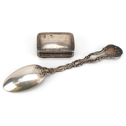 567 - An Elizabeth II silver pillbox and a sterling silver teaspoon, the largest 12.5cm in length, total 3... 