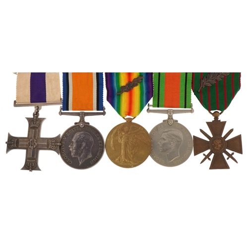 2363 - British military World War I and World War II five medal group including Military Cross and French C... 