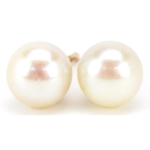 3347 - A pair of unmarked gold cultured pearl stud earrings, 7.5mm in diameter, total 2.0g.