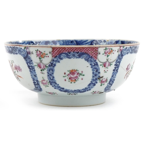 33 - A Chinese famille rose porcelain bowl, 18th century, with hand painted decoration, 23cm in diameter.