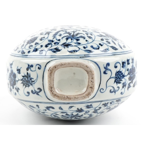 150 - A Chinese porcelain blue and white twin handled moon flask hand painted with foliage and vines, 32cm... 