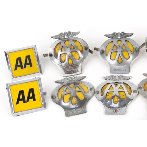 1391 - A collection of vintage AA car radiator badges.