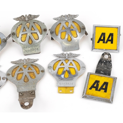 1391 - A collection of vintage AA car radiator badges.