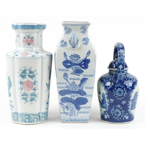 1585 - Two 20th century Chinese porcelain vases and a blue and white teapot decorated in the Willow Pattern... 