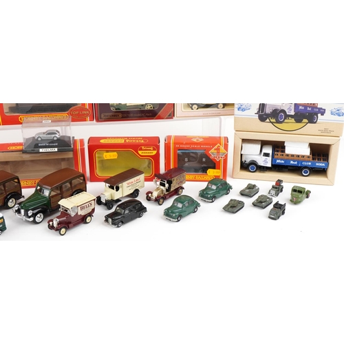 1158 - Diecast collector's vehicles, some with boxes, including Corgi, Days Gone, Models of Yesteryear, Pro... 