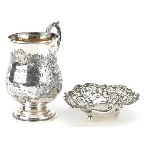 560 - A Victorian silver Christening tankard', Birmingham 1874, indistinct maker's mark, together with a s... 