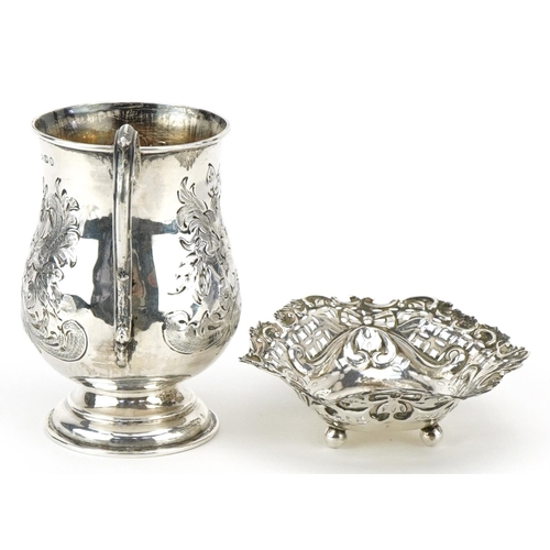 560 - A Victorian silver Christening tankard', Birmingham 1874, indistinct maker's mark, together with a s... 