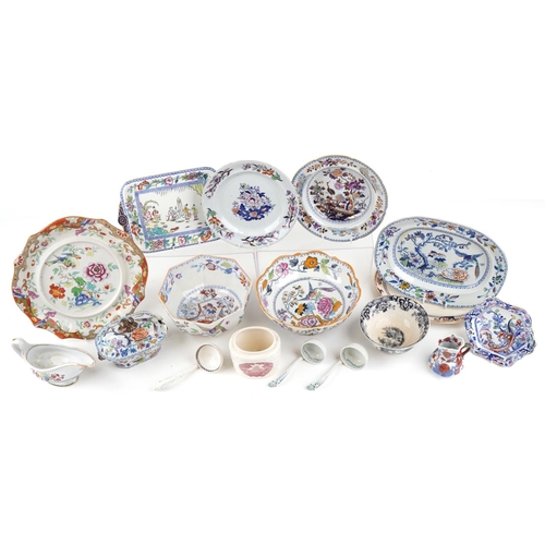 2528 - A mixed group of 19th century Mason's Ironstone china plates, bowls and jugs.