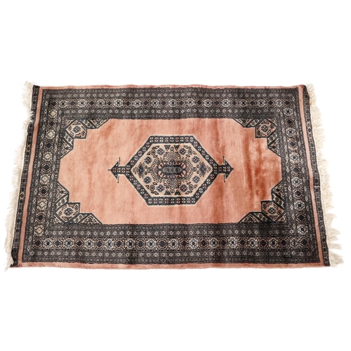 Lot 2043      