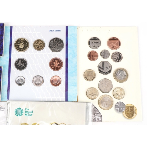 1296 - A 1994 brilliant uncirculated coin collection and a 2010 brilliant uncirculated coin collection toge... 