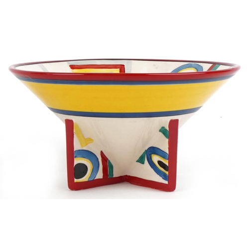 527 - Wedgwood for Clarice Cliff, a hand painted Red Tulip charger and a Bizarre bowl, each with box, the ... 