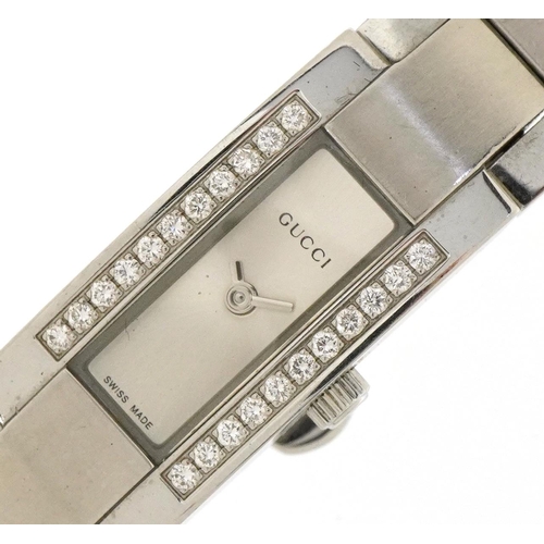 Gucci, a ladies stainless steel 4600L quartz wristwatch.