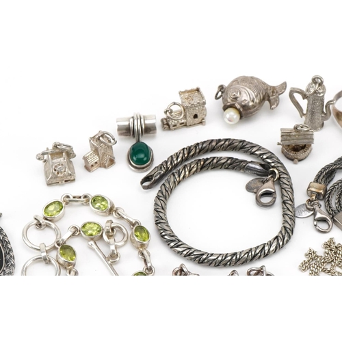 3722 - Antique and later silver and white metal jewellery including bracelets, rings, earrings and charms, ... 