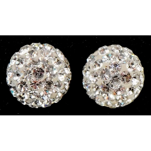 3137 - A pair of 9ct gold crystal ball design stud earrings, 7.5mm in diameter, total 1.0g.